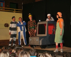 Theater001