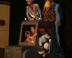 Theater002