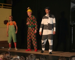 Theater008